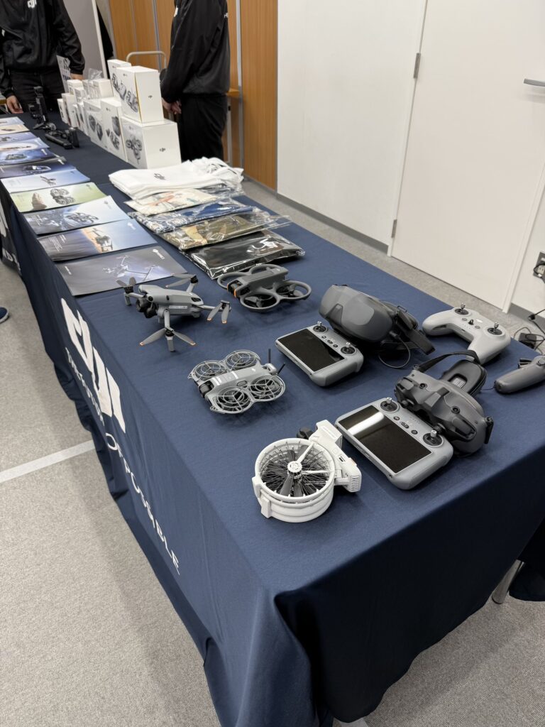 ドローン飛ばします